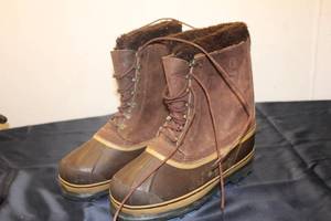 lot 155 image: Sorel Dominator Waterproof Brown Winter Boots, Size 10