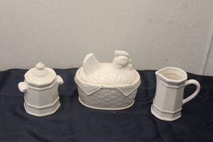 lot 168 image: Vintage Three-Piece White Ceramic Hen on Nest Set with Sugar Bowl and Creamer