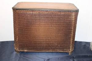 lot 184 image: Antique Woven Storage Chest with Wooden Lid