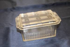 lot 210 image: Vintage Butter Dish with Lid - Glass Construction