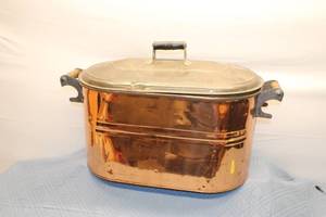lot A-236 image: Vintage Copper Stockpot with Lid - 1ft 7in Tall, 2ft 1in Wide