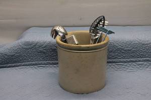 lot 258 image: Vintage Kitchen Utensil Set with Clay Pot Holder
