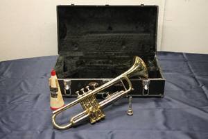 lot 262 image: Used Trumpet with Case and Mouthpiece