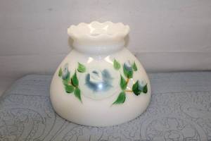 lot 278 image: Vintage Milk Glass Lamp Shade with Rose Design
