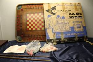 lot 283 image: Vintage Carrom Game Board Set with Accessories