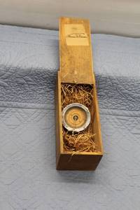 lot 324 image: Vintage Thomas A. Edison Ultona Brass and Chrome Level in Original Box