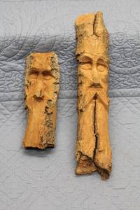 lot 340 image: Set of 2 Hand-Carved Wooden Face Tiki Sculptures