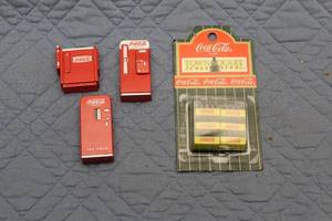 lot 341 image: Set of 3 Vintage Coca-Cola Town Square Collection Fridge Magnets