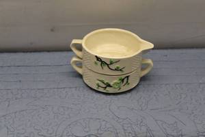 lot 345 image: Set of 2 Vintage Japan Creamers with Green Floral Design