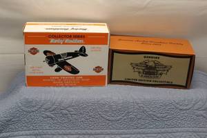 lot 353 image: Harley-Davidson Die-Cast Metal Coin Bank - 1929 Travel Air Model R Mystery Ship 132 Scale