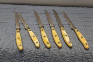 lot 363 image: Set of 6 Vintage Kitchen Knives with Yellow Handles