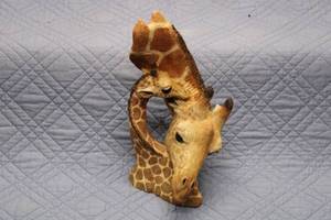 lot 7 image: 2001 Living Stone Giraffe and Calf Bust Animal Statue