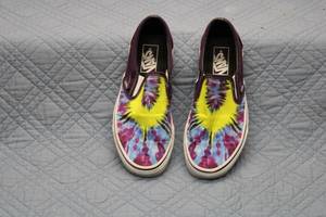 lot 37 image: Vans Slip-On Tie-Dye Sneakers Size Not Specified