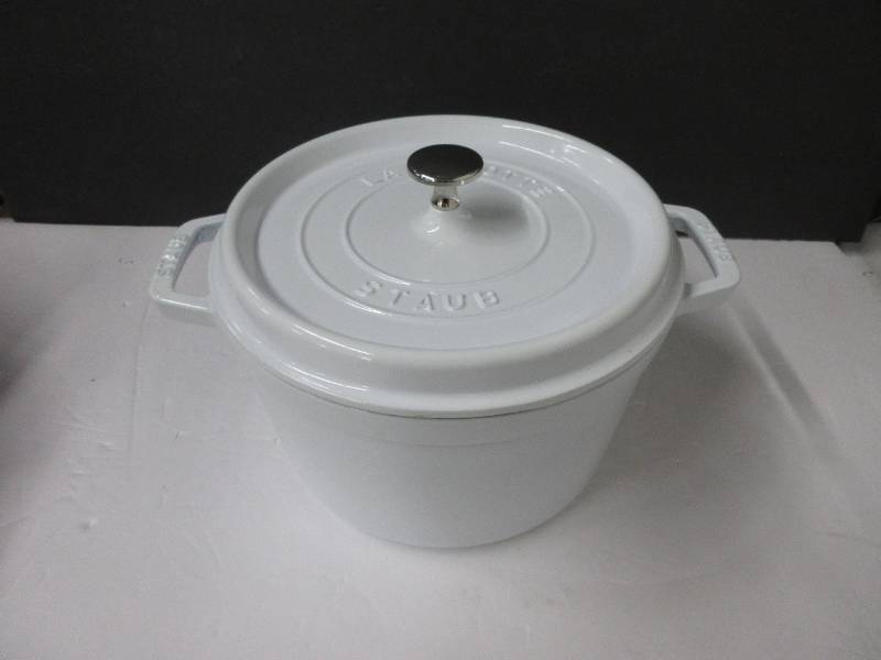 lot 98 image: Staub Cast Iron Dutch Oven 5-qt Tall Cocotte, Made in France, Serves 5-6, White STAIN ON BOTTOM OF INSIDE POT, USED