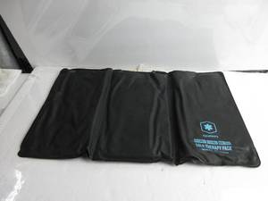 lot 47 image: ICEWRAPS 12x21 Extra Large Ice Pack with Soft Fabric Cover  Clay Ice Pack for Physical Therapy  Soft Ice Packs for Injuries Reusable Blue SLIGHTLY USED, GOOD CONDITION