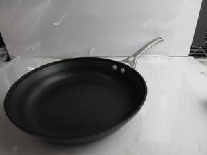 lot 55 image: Calphalon Contemporary Hard-Anodized Aluminum Nonstick Cookware, Omelette Pan, 12-Inch, Black NO BOX, HAS SCRATCHES, NEW