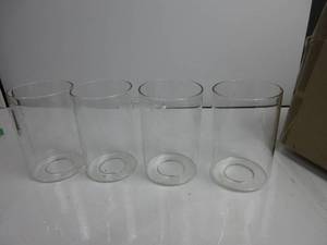 lot 90 image: 4 Pack Clear Glass Lamp Shade, 5.5in High, 3.5in Diameter, 1.65inch Fitter, Cylinder Glass Shades Replacement Lampshade Covers for Chandelier Vanity Wall Sconces Light Fixture High Transmittance OPEN BOX