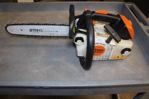 lot 1G image: Stihl MS200T Arborist Gas Chain Saw with 14 Rollomatic E Bar