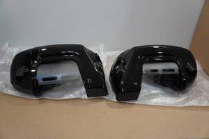 lot 5 image: Pair of Lower Fairings for Harley Davidson Bagger