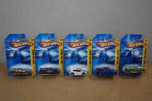 lot 49 image: 5 Hot Wheels Cars -2007 New Models