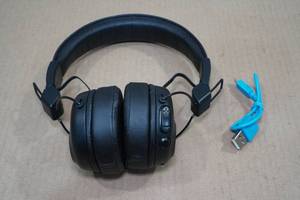 lot 56 image: JLAB Studio Wireless On-Ear Headset