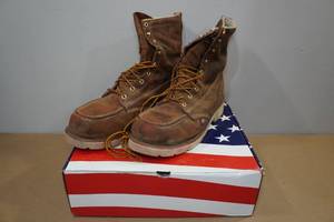 lot 92 image: Thorogood Mens 8 Crazy Horse Work Boots -Size 13