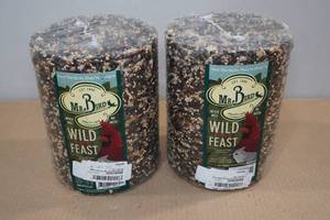 lot 104 image: 2 MR Bird 4lb Wild Bird Feast Cylinder
