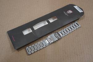 lot 110 image: Luminox Stainless Steel 23mm FMX.3105.ST.K Watch Band