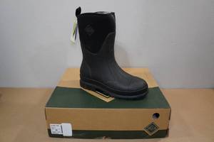 lot 125 image: Muck Boots Womens Chore Classic Mid Boots -Size 10