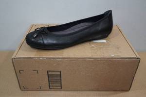 lot 137 image: Vionic Womens Minna Flats - Size 9.5