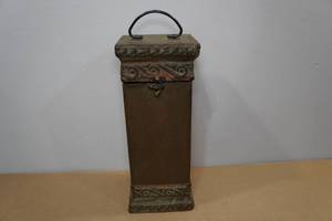 lot 211 image: Decorative Storage Container and Grapes