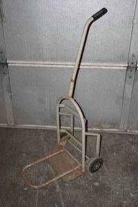 lot 226 image: 2 Wheel Hand Cart