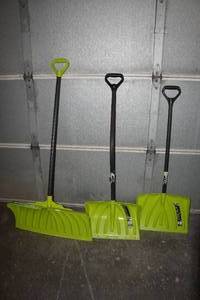 lot 227 image: Steelcore Snow Shovels
