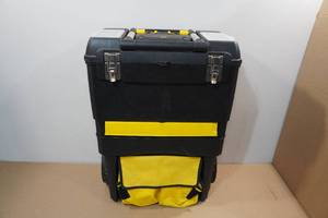 lot 262 image: Stanley Rolling Tool Box