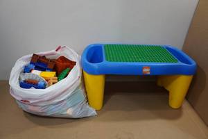 lot 265 image: Lego Play Table with Assorted Legos and Train Set