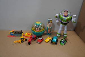 lot 280 image: Assorted Childrens Toys -Some Vintage