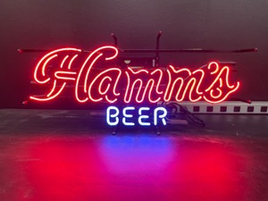 lot 20 image: Hamms Beer, neon