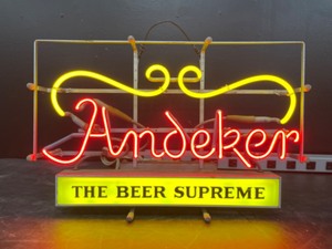 lot 95 image: Andecker, The Beer Supremewith backlit panel