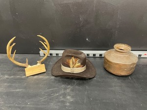lot 181 image: Lariat Brown wool cowboy hat, deer antlers and vintage copper spittoon