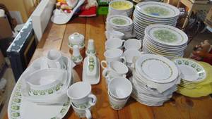 Noritake Palos Verde Retro China Set Approx.115pcs