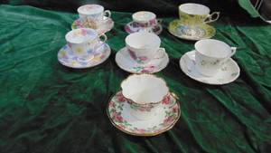 Lot of 7 cups and saucers