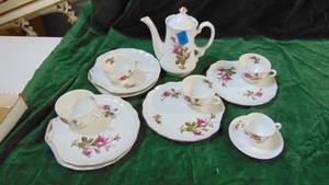 Moss Rose Tea Set