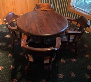 lot 63 image: Solid Wood 47 12 Round Table & Four Chairs