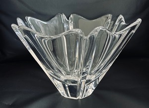 lot 41 image: Orrefors Orion Bowl