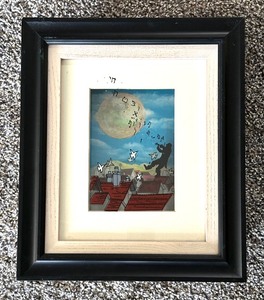 lot 52 image: Shadowbox Style Multi Glass Paned Decor  Silhouette