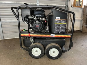 lot 14 image: New Hot Water Power Washer 3500psi 3.5 galmin