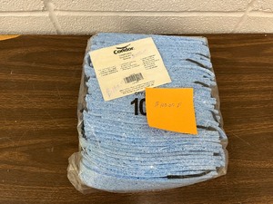 lot 47 image: PKG of 100 Sweatbands