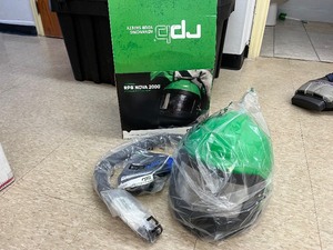 lot 68 image: RPB Nova 2000 Loose Fitting Respirator