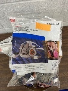 lot 99 image: 3M Half Facepiece Respirator