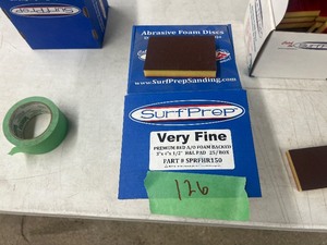 lot 126 image: BOX OF SURFPREP VERY FINE FOAM SANDING PADS